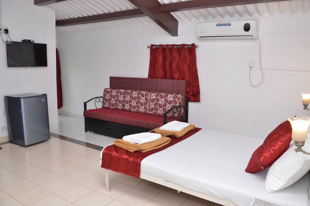 PREMIUM ROOM