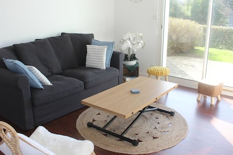 Popular Airbnb listing: Nice quiet 2 bedroom apartment, close to the sea, WiFi in Saint Cast Le Guildo