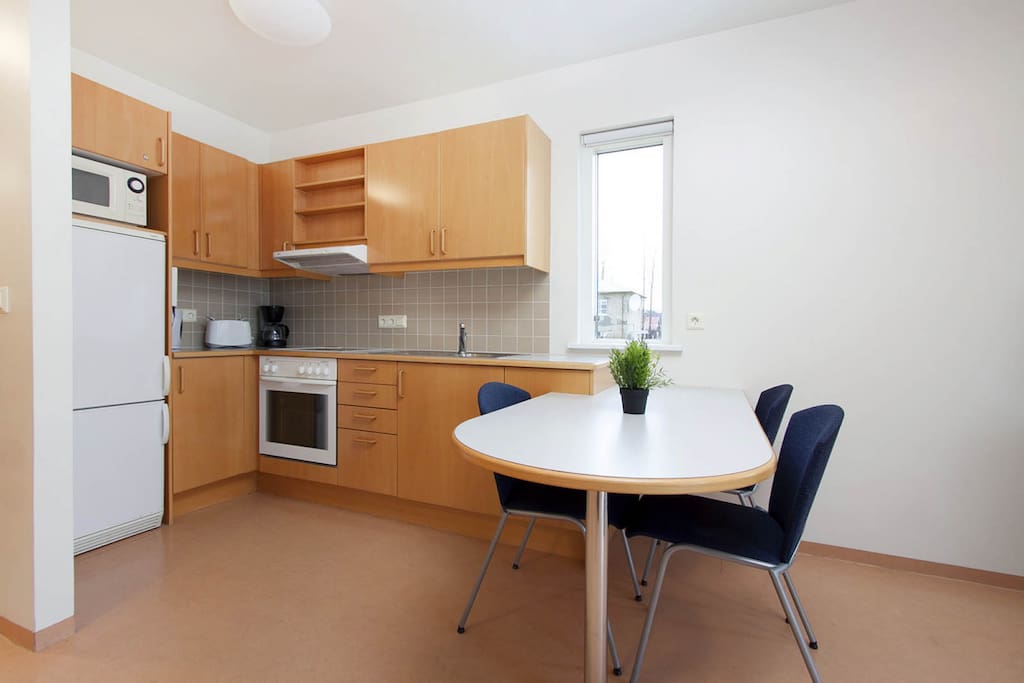 Kitchenette, Dining Area