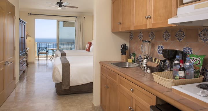 זה הסטודיו הטיפוסי.