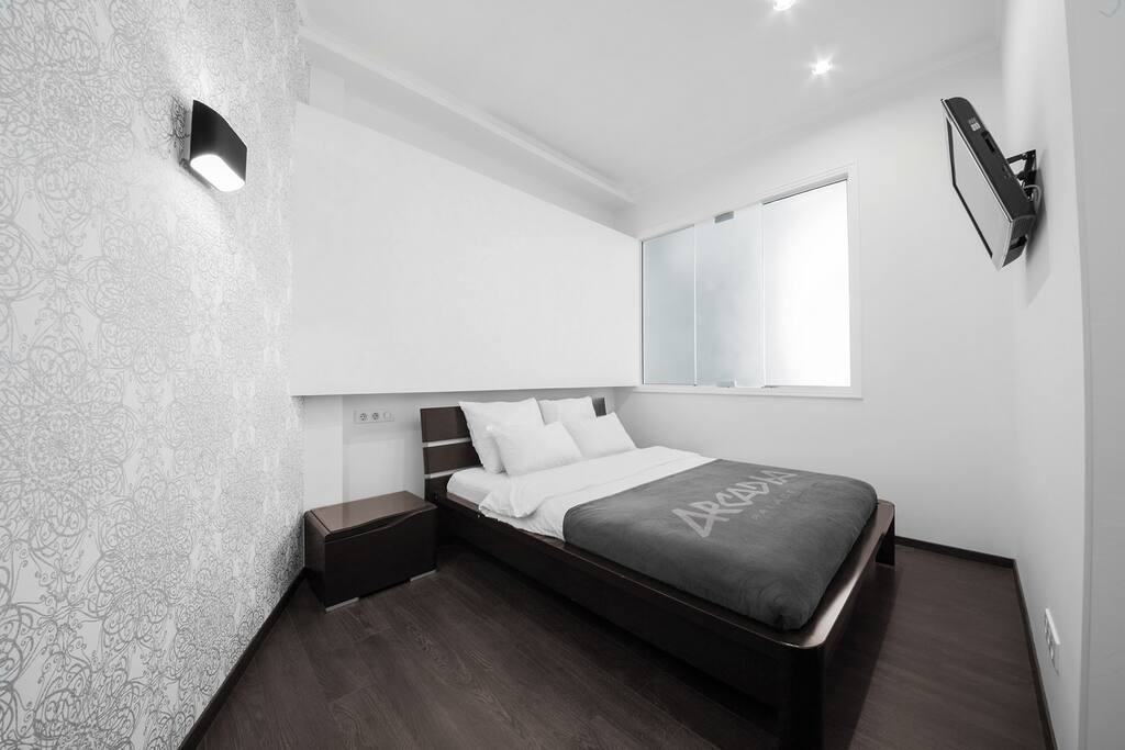 One separate bedroom
