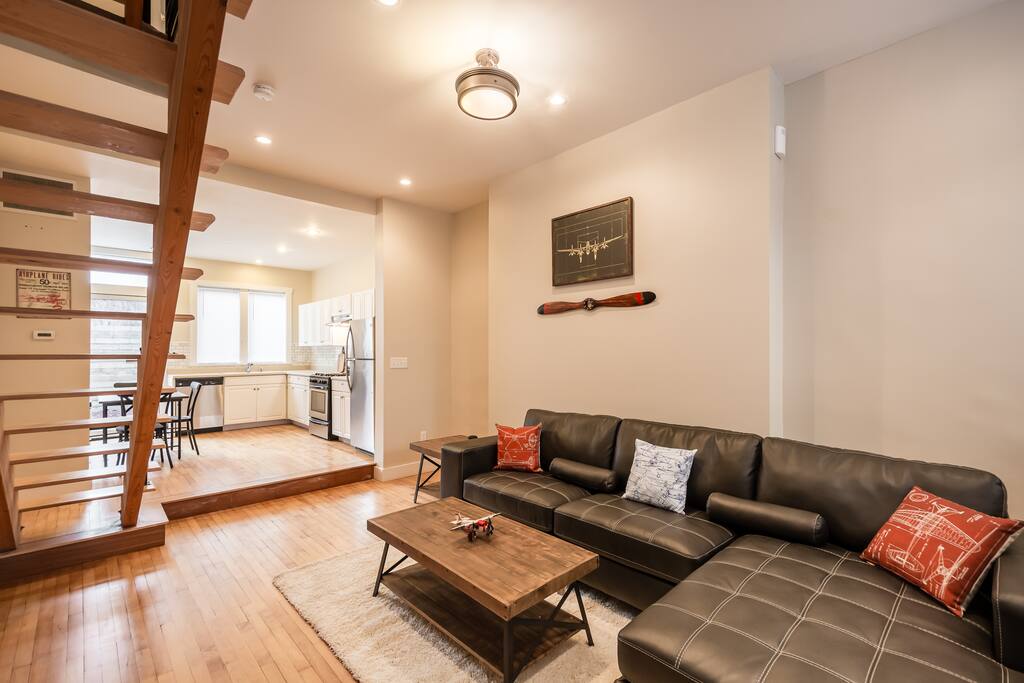 Open floor concept with living room flowing into the kitchen