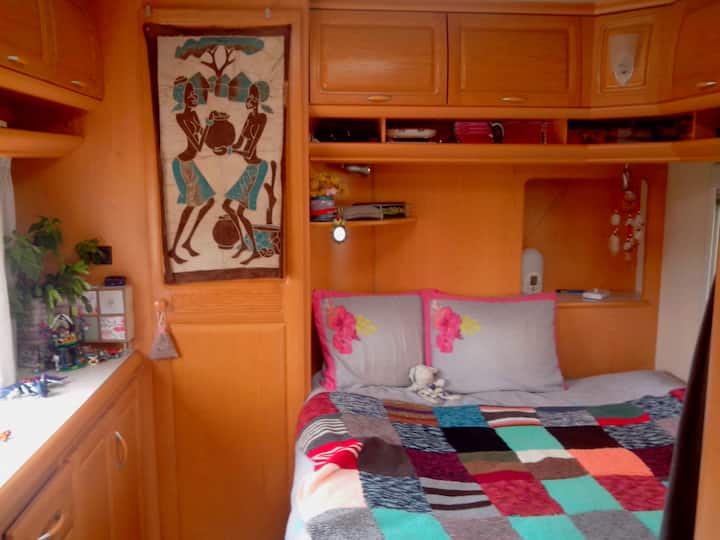 large independent caravan Campers/RVs for Rent in Redon, Bretagne