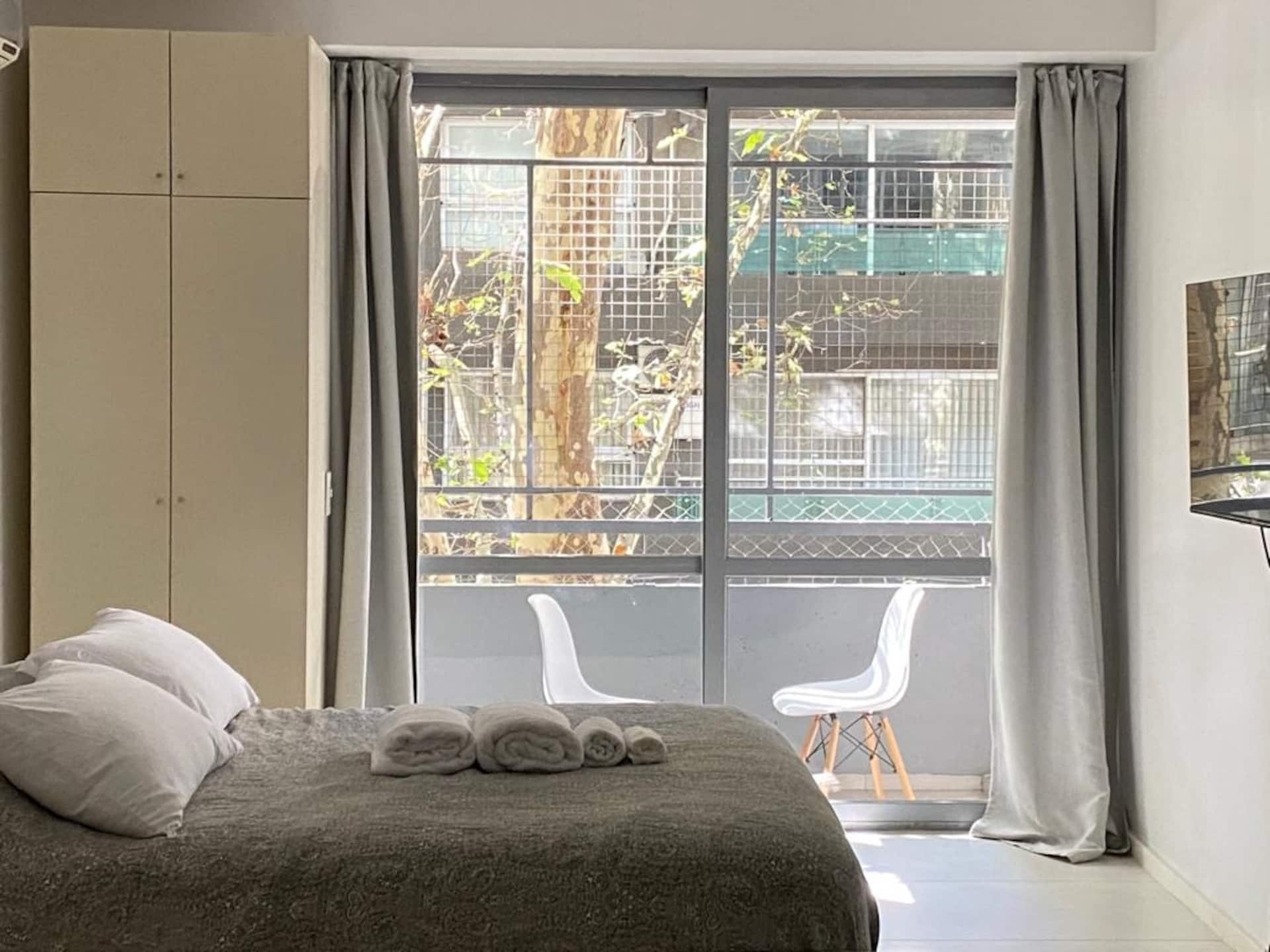 Beautiful studio in modern building