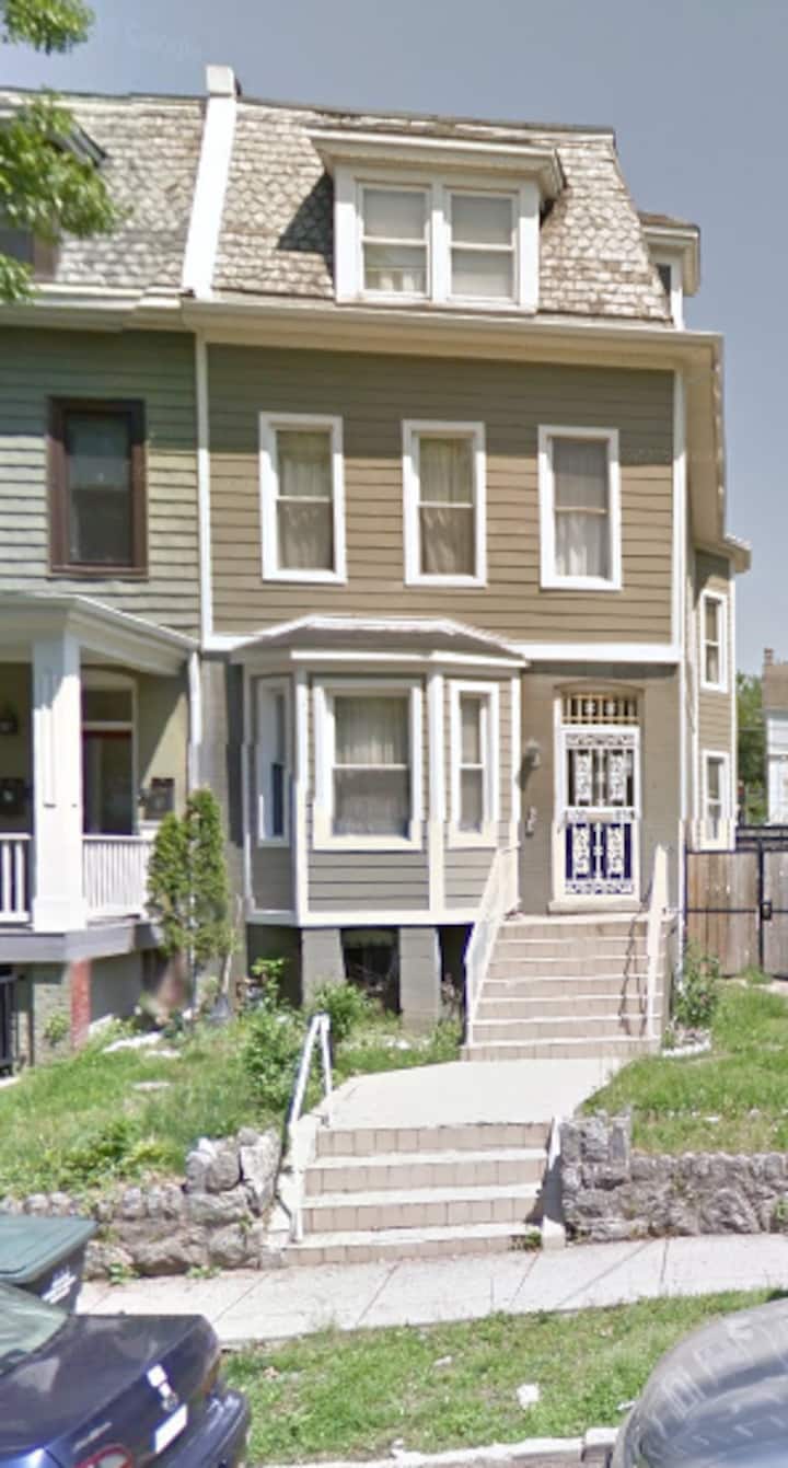 Classic Colonial 3BR Home in the Heart of Petworth Houses for Rent in