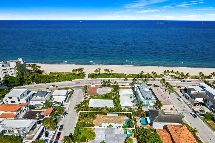 Beautiful Beach Pool House gallery image 4