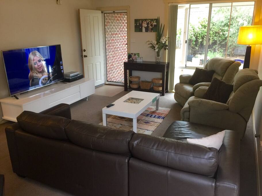 Lounge room + Foxtel