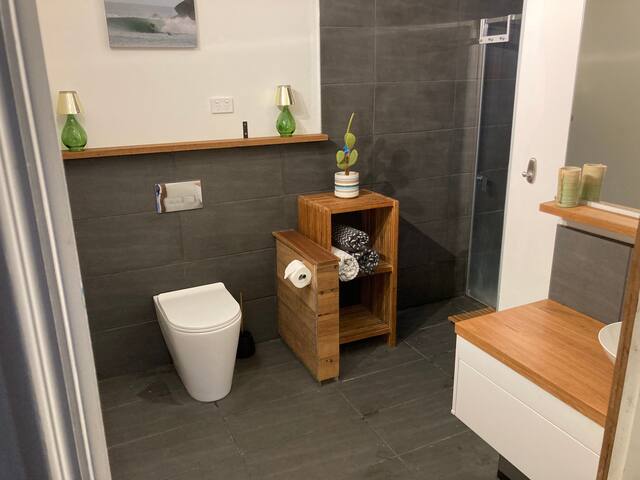 Beach to Berthon gallery image 4