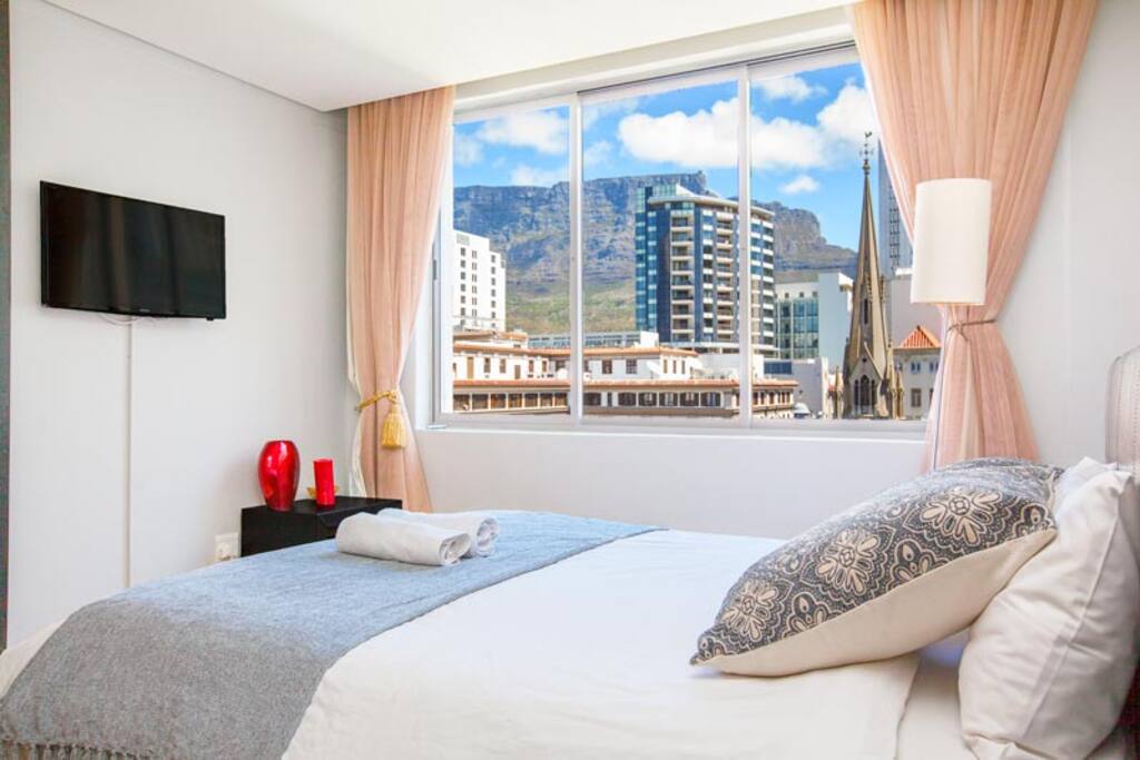 Bedroom 1 with windows over Greenmarket Square