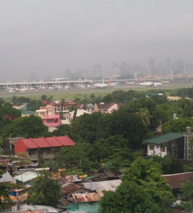 close proximity to airport
