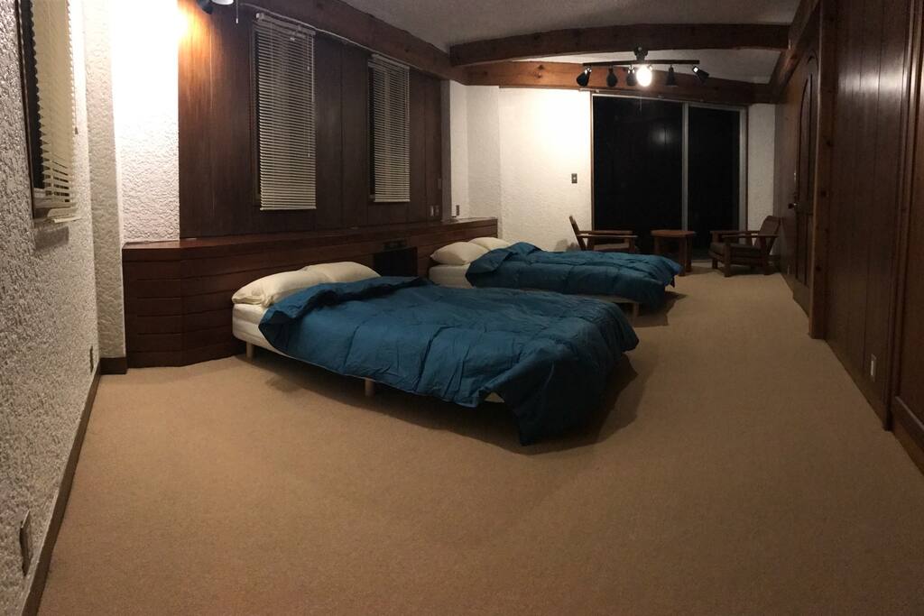 各お部屋ごとにトイレがあります。