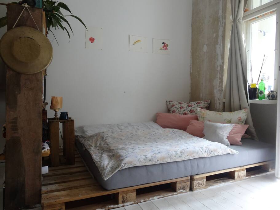 cosy bed for 2
