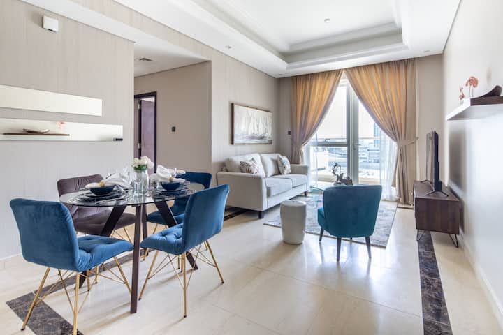 Stunning Spacious 1BR With Study in Downtown Dubai - Flats for Rent in Dubai, Dubai, United Arab Emirates