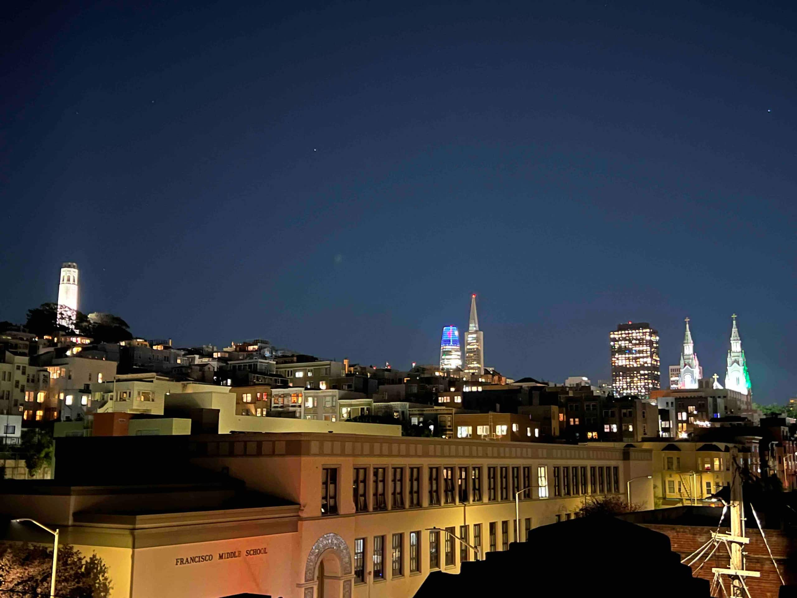Condo in San Francisco · ★4.96 · 3 bedrooms · 3 beds · 2 baths - Image 35