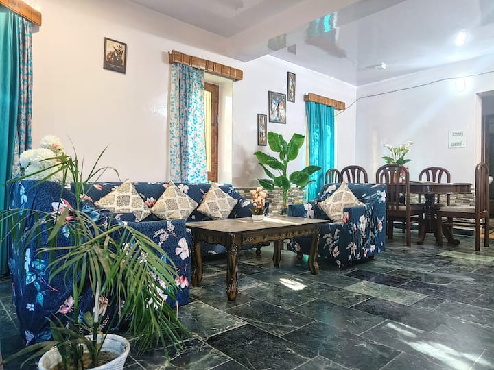 غرفة المعيشة