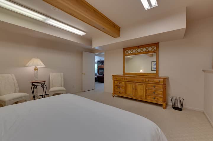 2nd Bedroom with King (Lower Level)