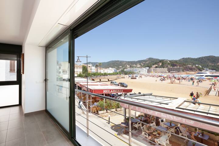 AMAZING TRIPLEX SEA VIEWS TOSSA gallery image 4