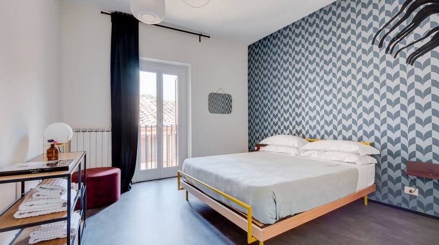 Charming S.Cecilia with balcony in Trastevere gallery image 3