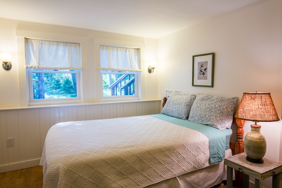 ห้องนอน 3 - ค
วีน (ชั้นล่าง)