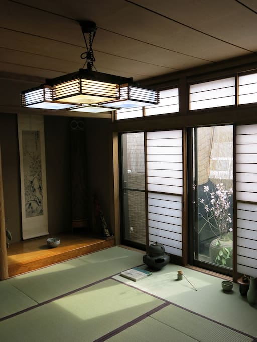 Your tatami mat room which doubles as twin bedroom with futons