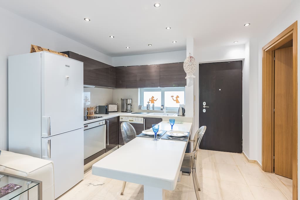Relaxing Interior Designed Flat 'Kea' Vouliagmeni