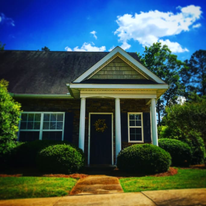 Front of Condo #301 2 BR / 2 BA in Athens