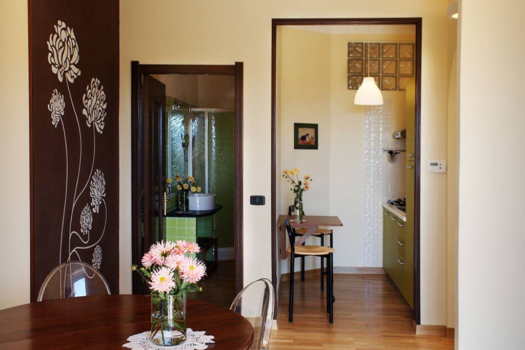 Angolo cottura e bagno