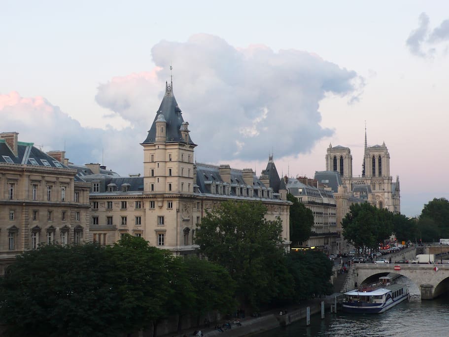 Warm evening in Paris