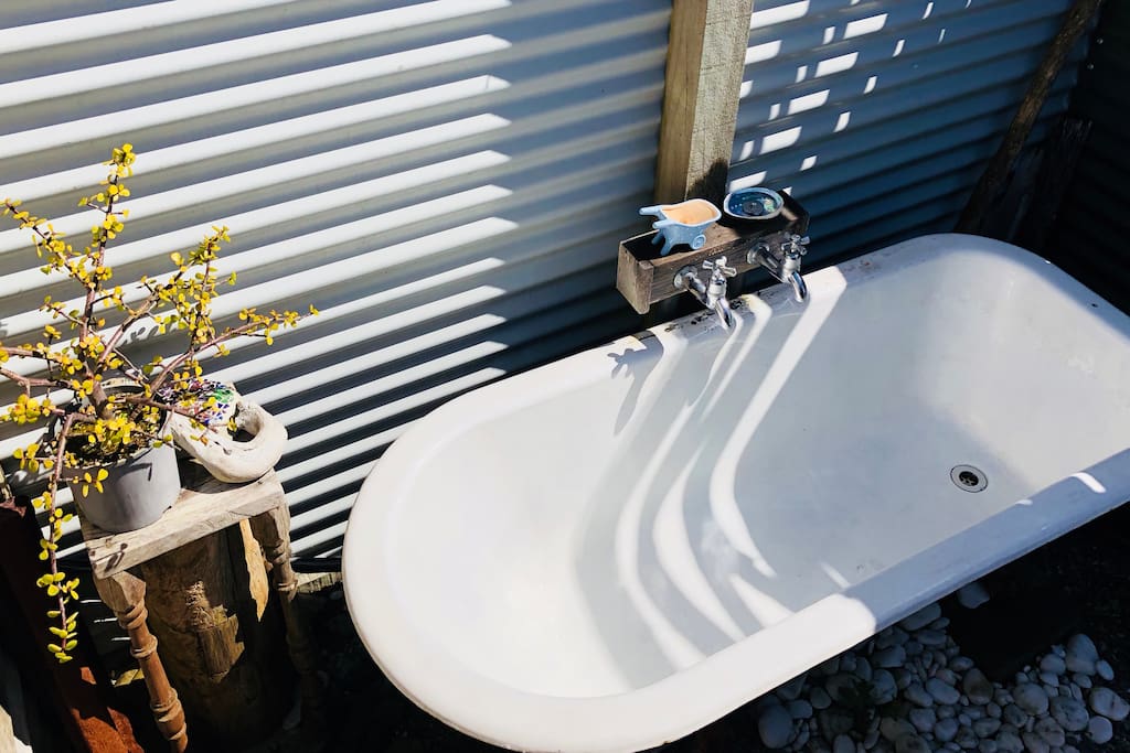 Outdoor bath area