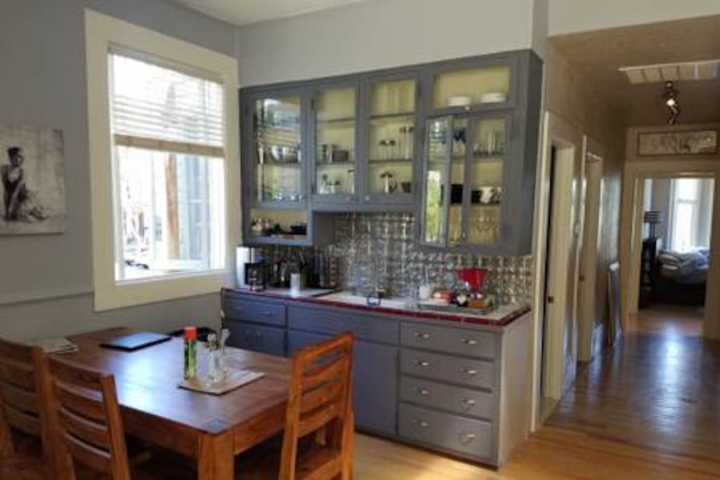 Fabulous kitchen, all the amenities !