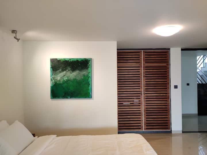 Bedroom 1 image 1