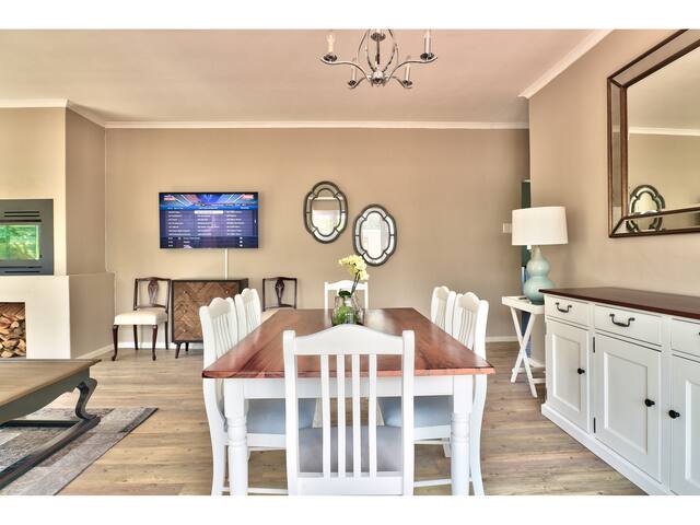 The Good Host gallery image 3