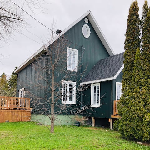 Modern house located in the heart of the city