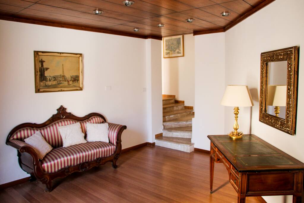 Private Entrance