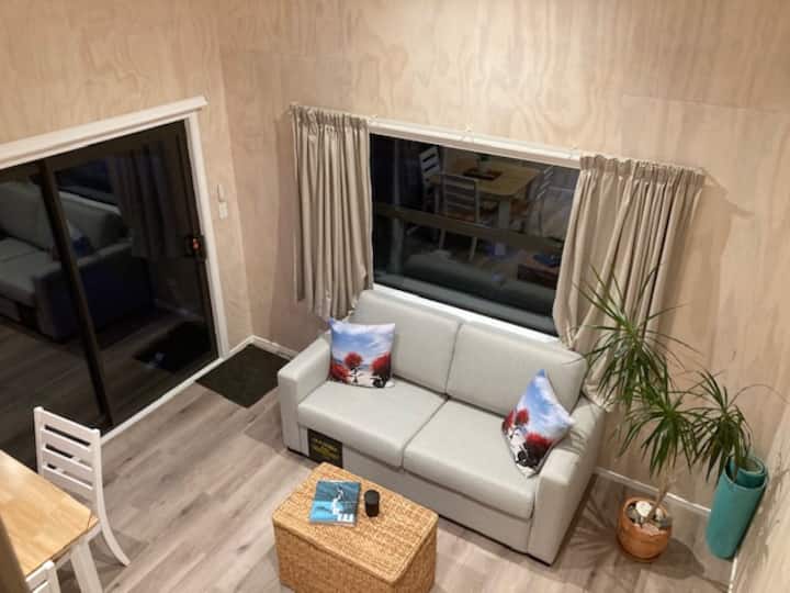 Palm Tree Studio Escape Guest houses for Rent in Waihi Beach, Bay of