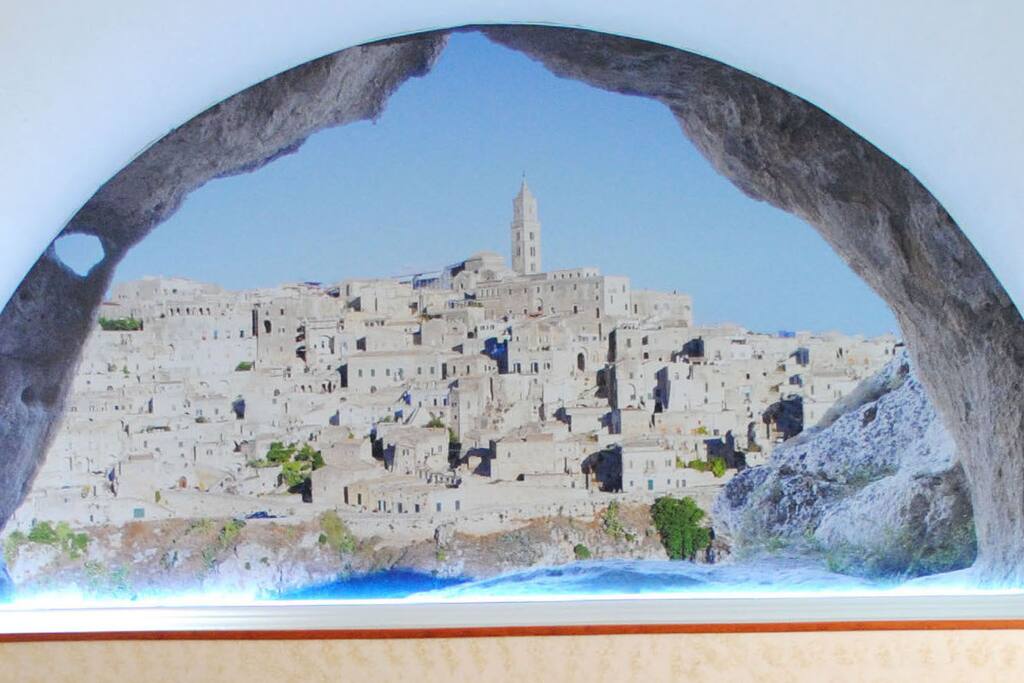 Facciata frontale interno casa