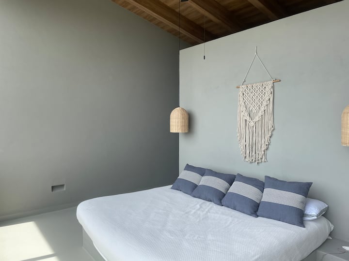 Recamara jistina
Cama king