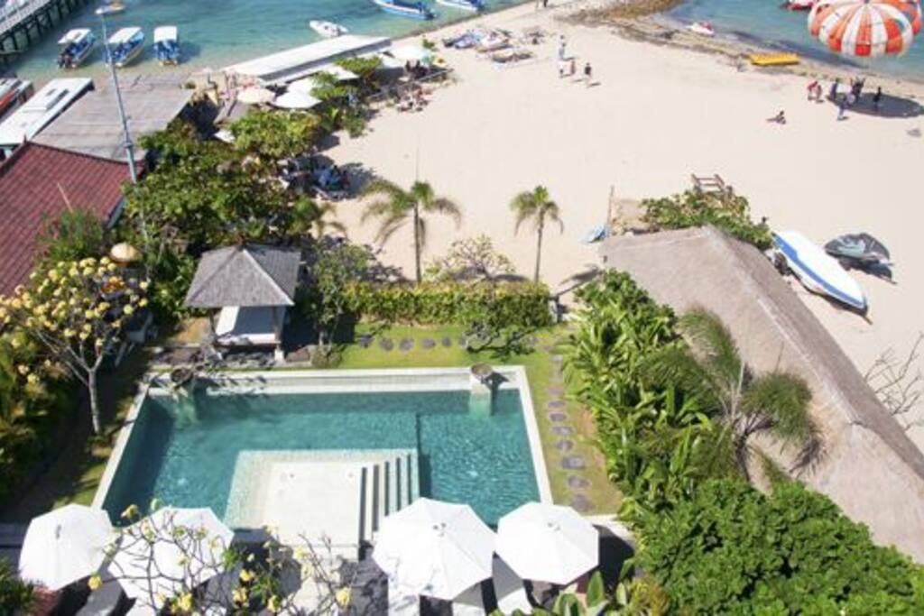 Two bedroom on the beach Condominiums for Rent in Nusa Two bedroom on the beach Condominiums for Rent in Nusa