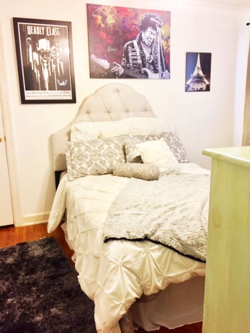 Standard size private room