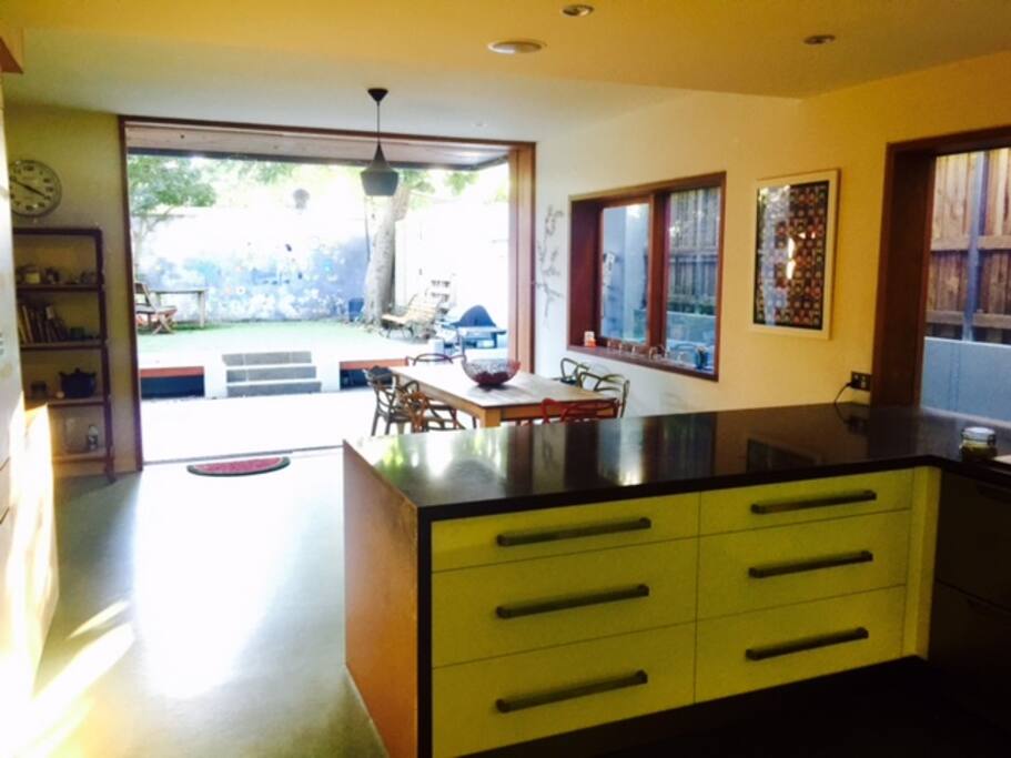Kitchen / dining room to garden