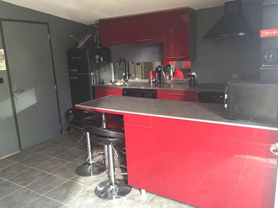 Cuisine américaine donnant sur la terrasse