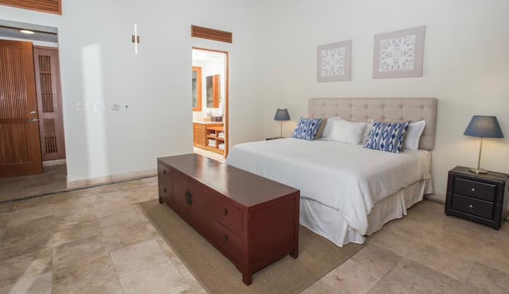 BRAČNI KREVET (ŠIRINE 180 - 200 CM