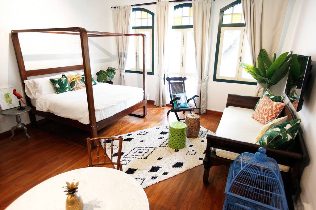 Spacious Exotic Mandalay Suite In S Shophouse Loteng Untuk Dise Kan Di Singapura Singapura