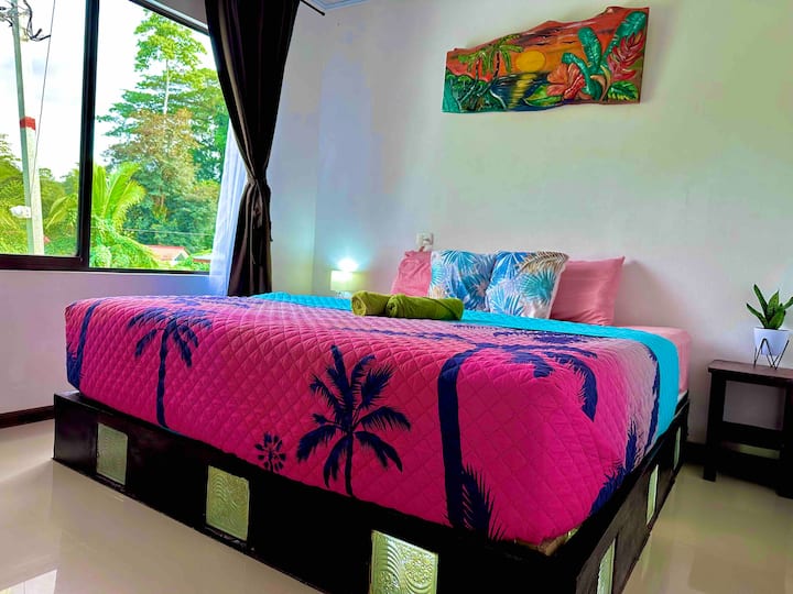 Cama king con aire acondicionado