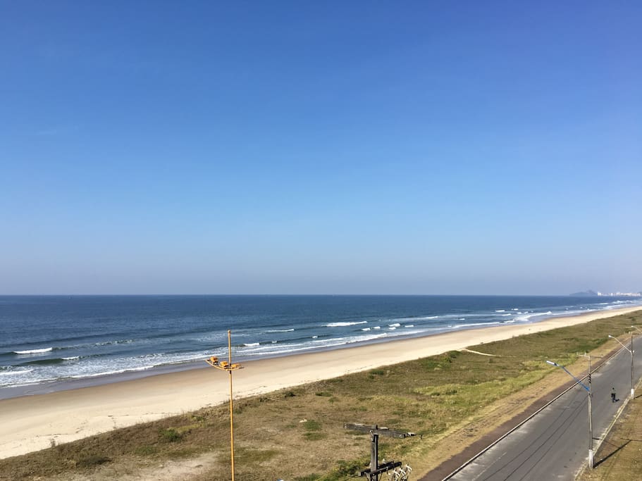 Vista da praia em frente ao ap