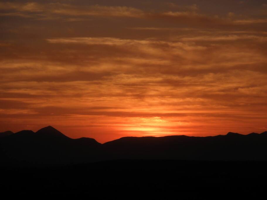 mountains and sun