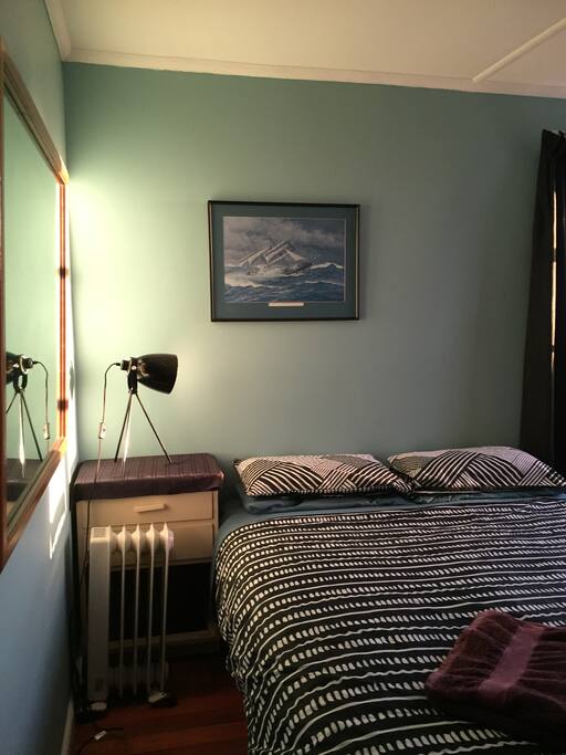 Cosy bedroom available