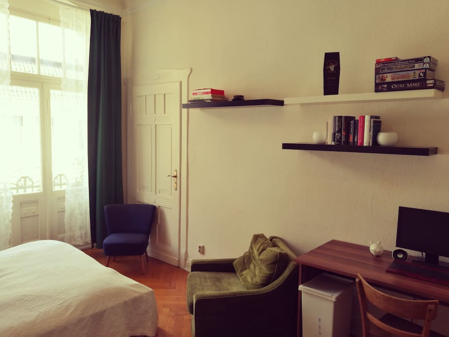 Schlafzimmer/Bedroom