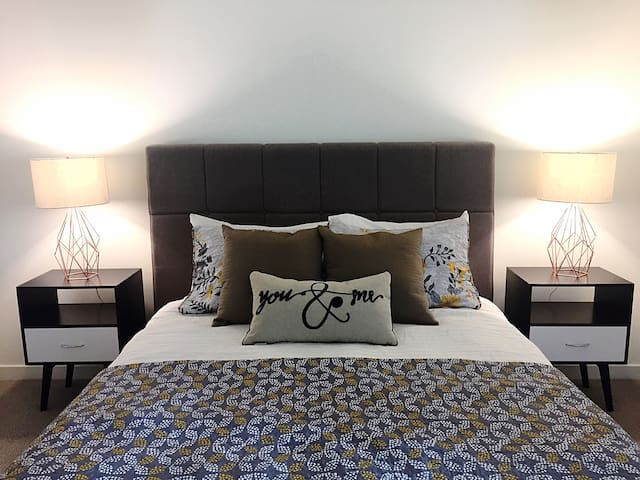 Best Downtown LB Ocean View Loft!