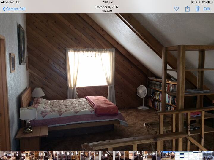 Ლოფტის საწოლი (დედოფალი)